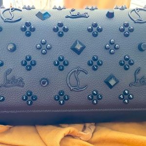 Like new only worn once 9/10 condition.